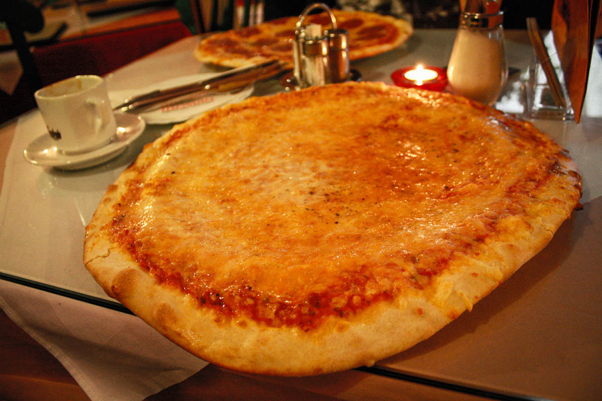 Самая большая пицца в Вене во Frascati