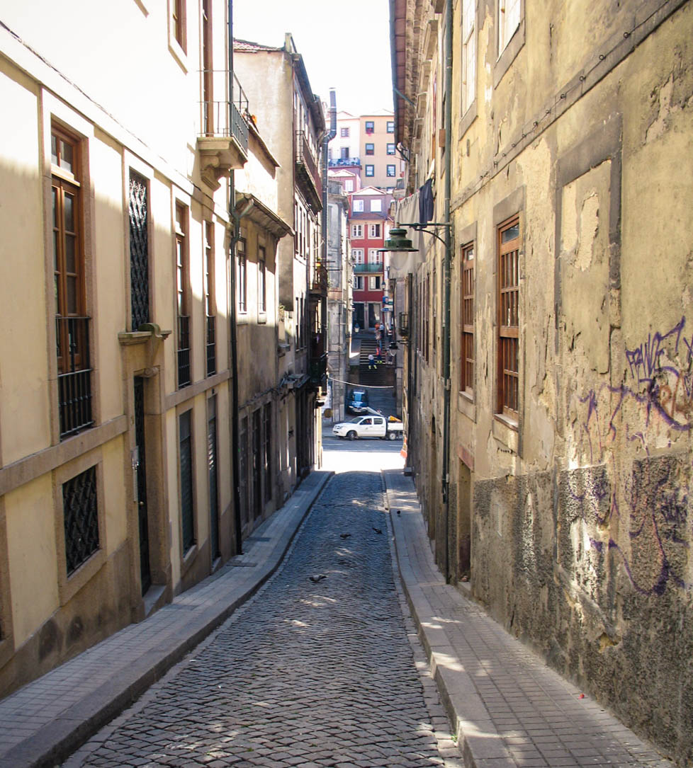 Узкие улочки Порто