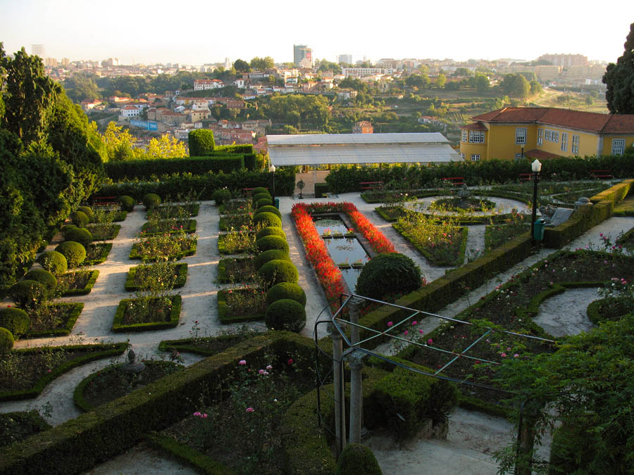 Сады в парке Порту