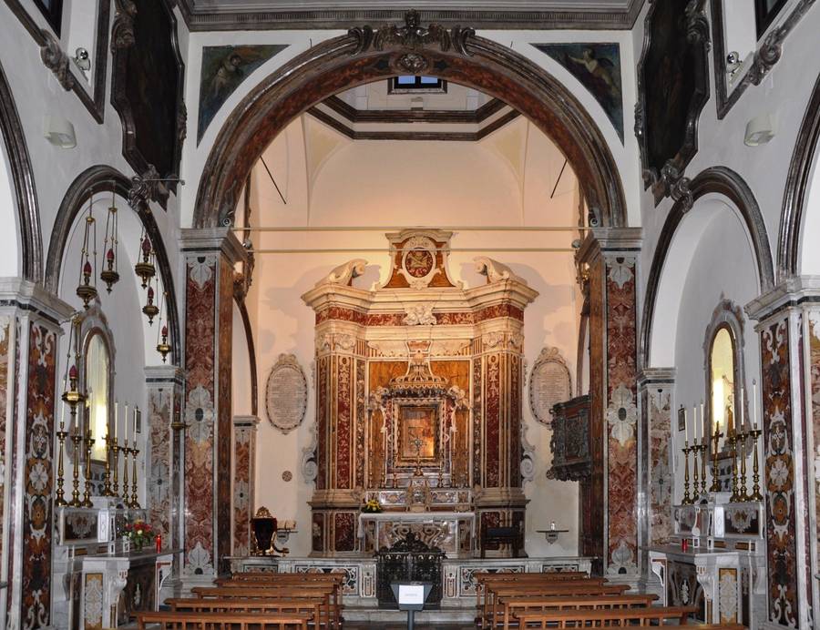 Црковь Santa Maria dell'Orazione e Morte в Риме