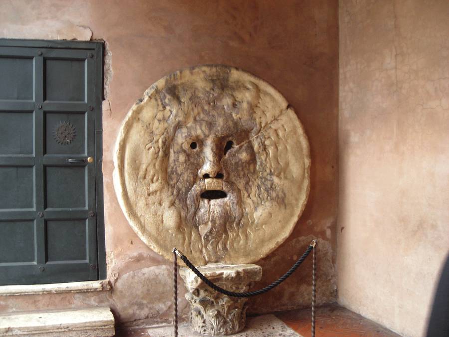 Рот правды в Риме